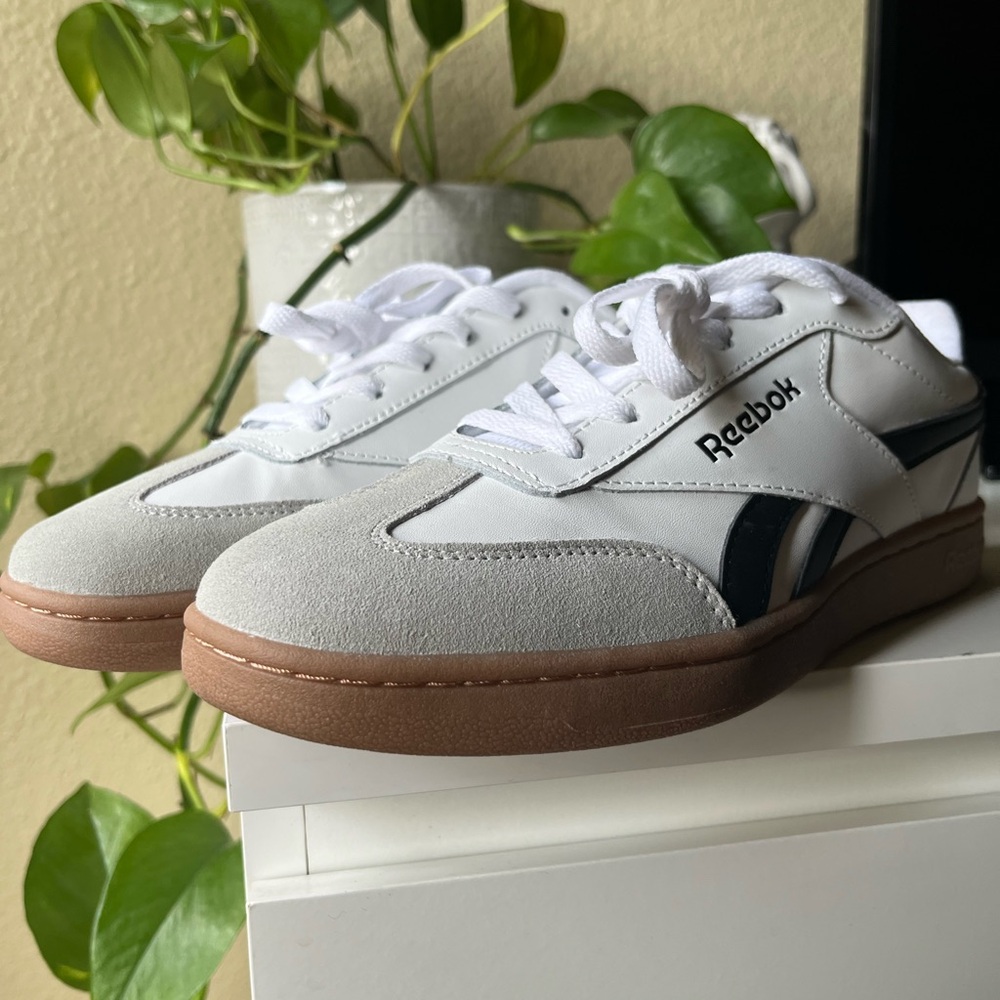 Reebok White and Black Sneakers